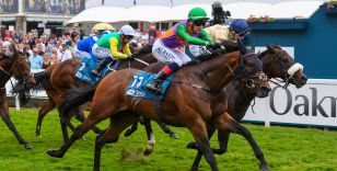 HAT-TRICK SEEKER QUINAULT BOUND FOR YORK